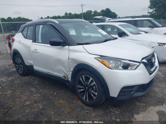 NISSAN KICKS 2018 3n1cp5cu2jl502679