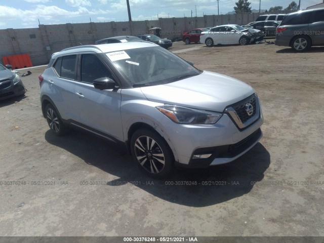 NISSAN KICKS 2018 3n1cp5cu2jl515349