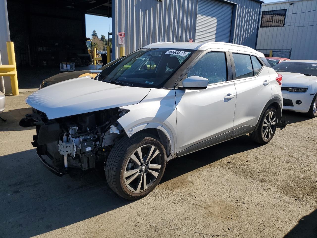 NISSAN KICKS 2019 3n1cp5cu2kl521105