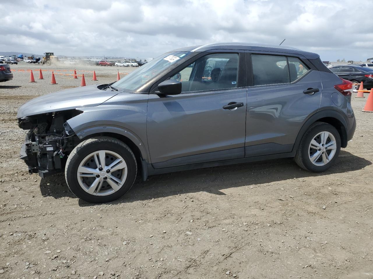 NISSAN KICKS 2019 3n1cp5cu2kl524716