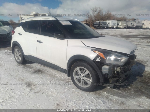 NISSAN KICKS 2018 3n1cp5cu3jl497458