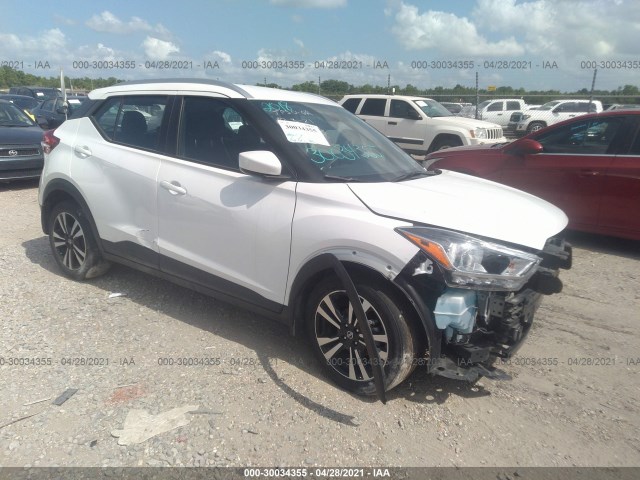 NISSAN KICKS 2018 3n1cp5cu3jl502495