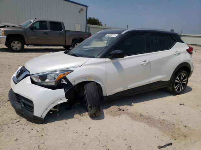 NISSAN KICKS 2018 3n1cp5cu3jl528014