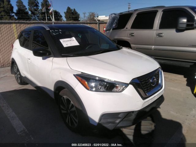 NISSAN KICKS 2018 3n1cp5cu3jl528367