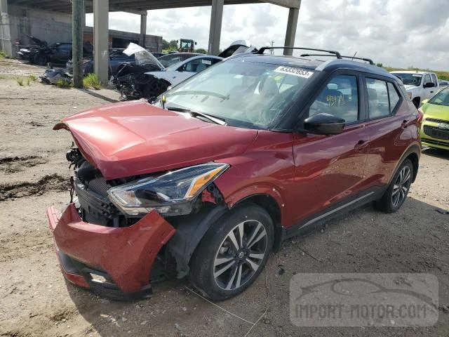 NISSAN KICKS 2018 3n1cp5cu3jl534654