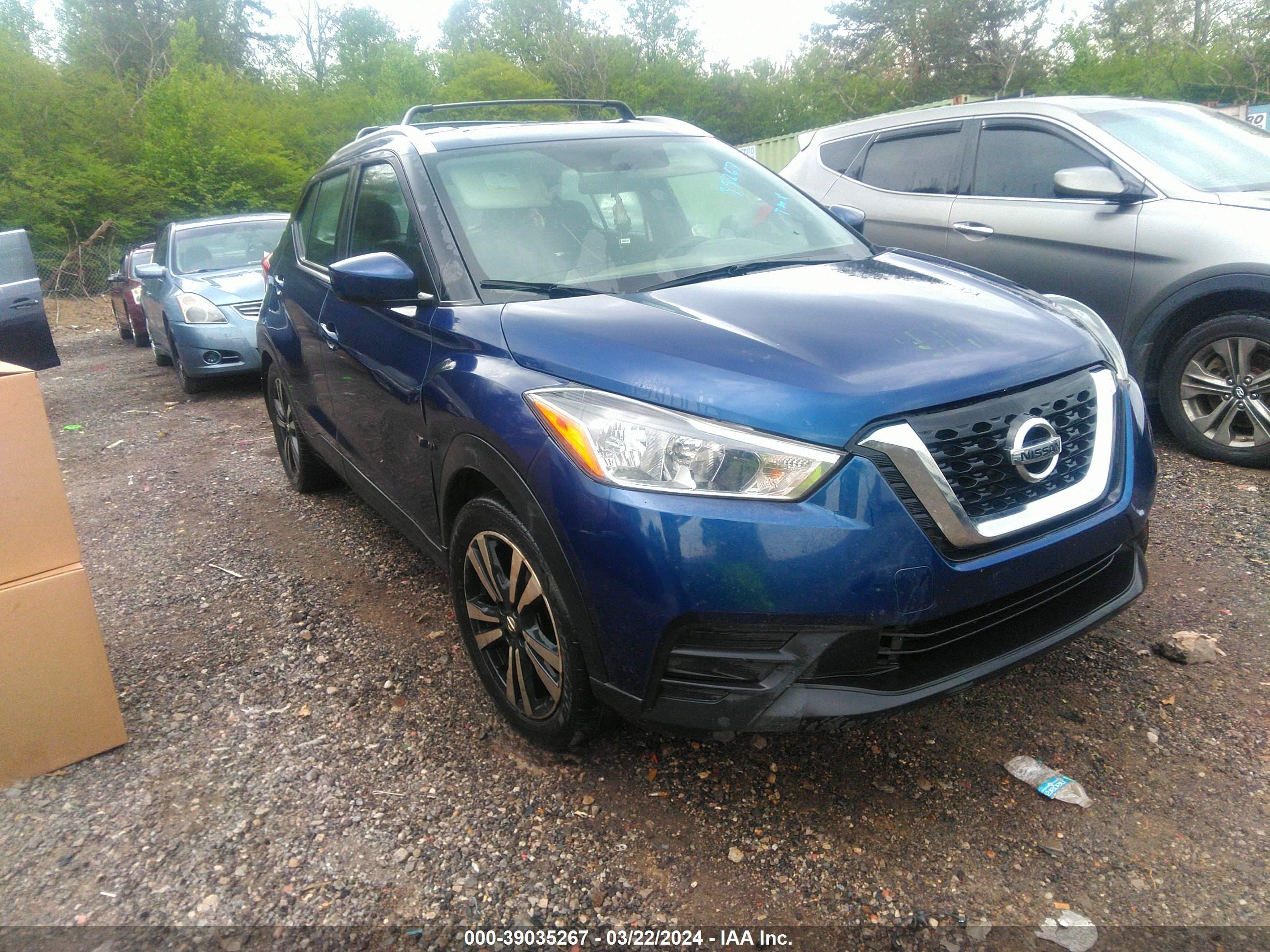 NISSAN KICKS 2018 3n1cp5cu3jl540941