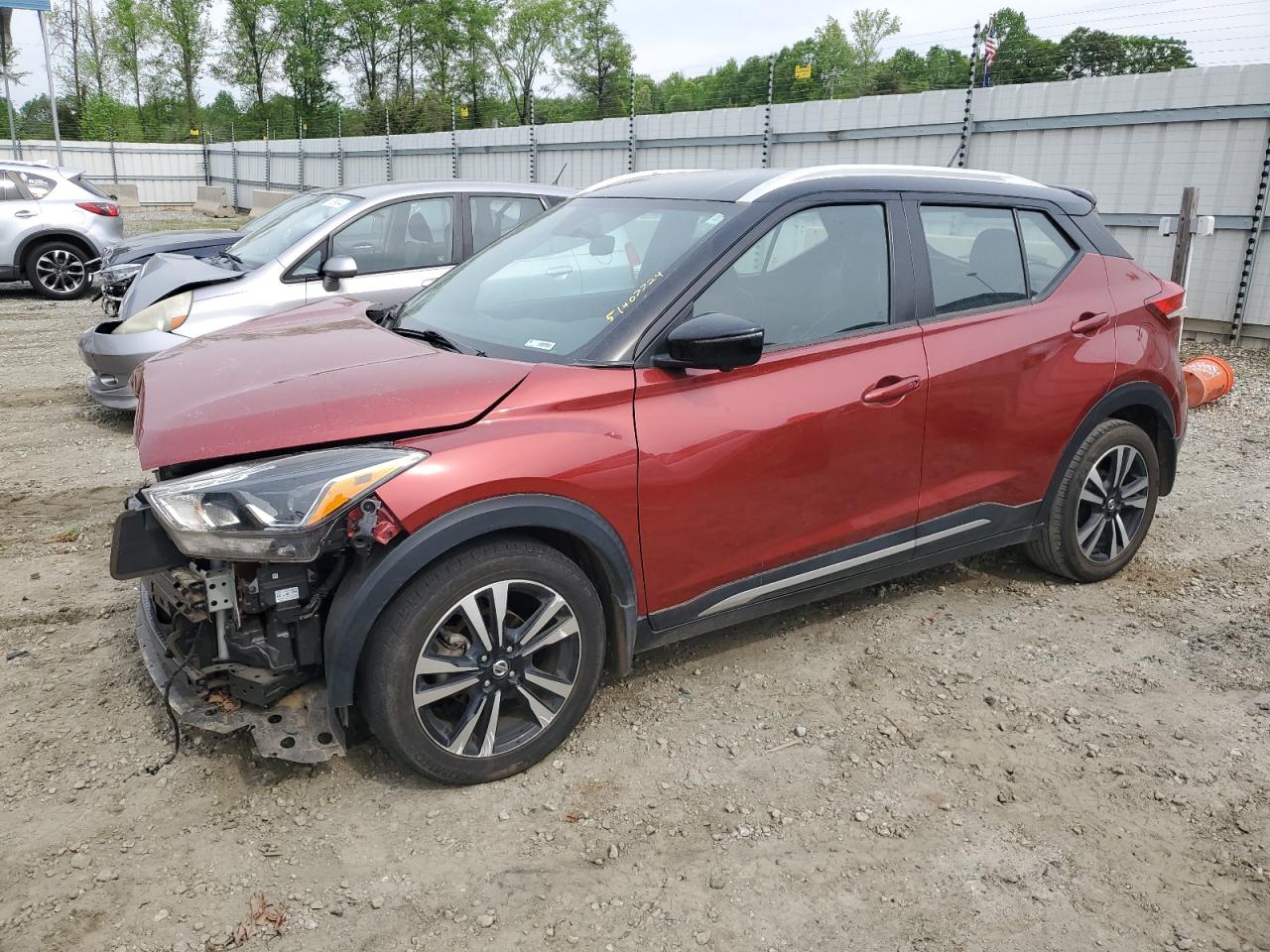 NISSAN KICKS 2019 3n1cp5cu3kl479320