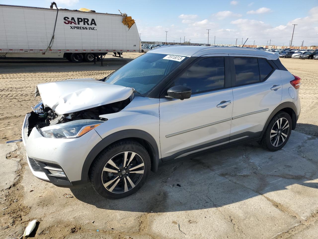 NISSAN KICKS 2019 3n1cp5cu3kl514809