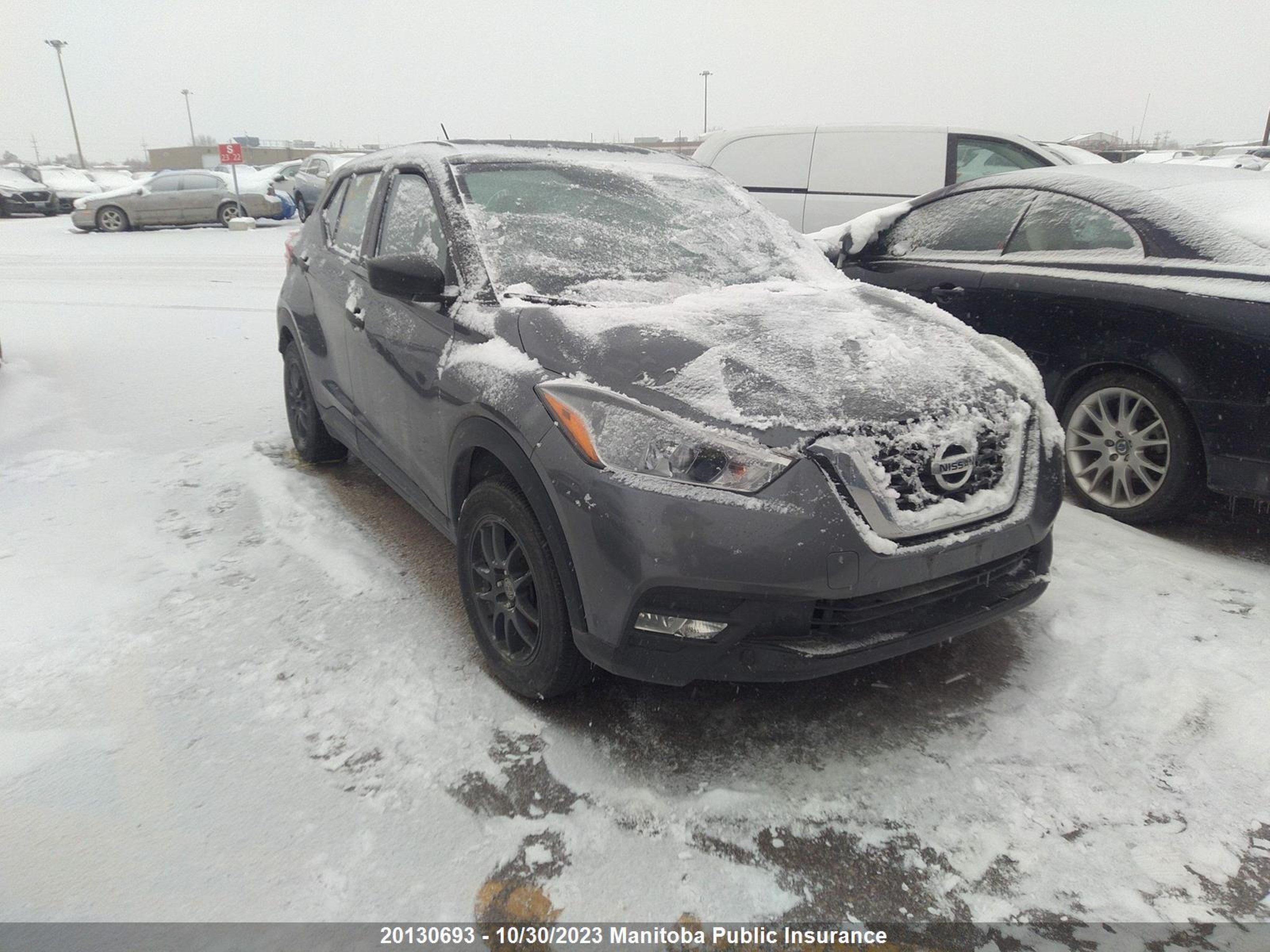 NISSAN KICKS 2019 3n1cp5cu3kl555277