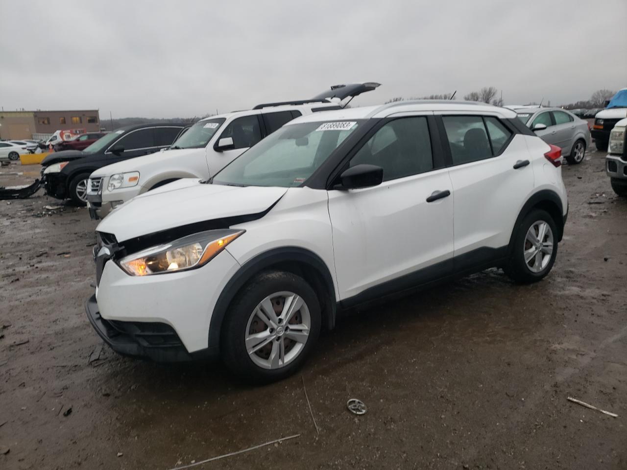 NISSAN KICKS 2018 3n1cp5cu4jl506393