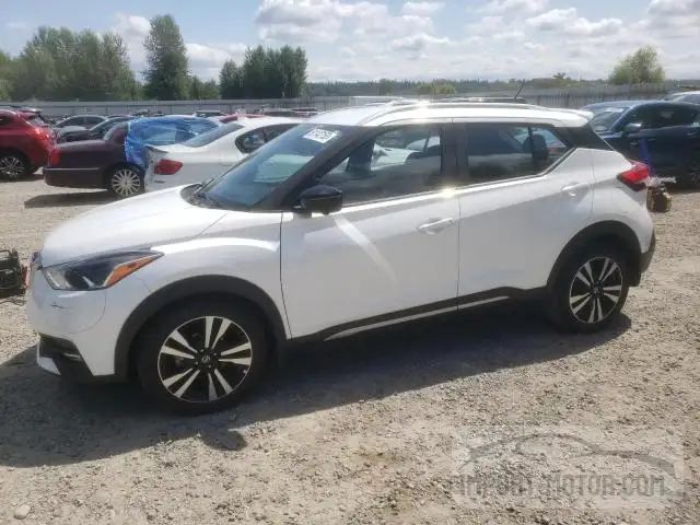 NISSAN KICKS 2018 3n1cp5cu4jl538499