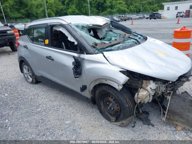 NISSAN KICKS 2018 3n1cp5cu4jl538874