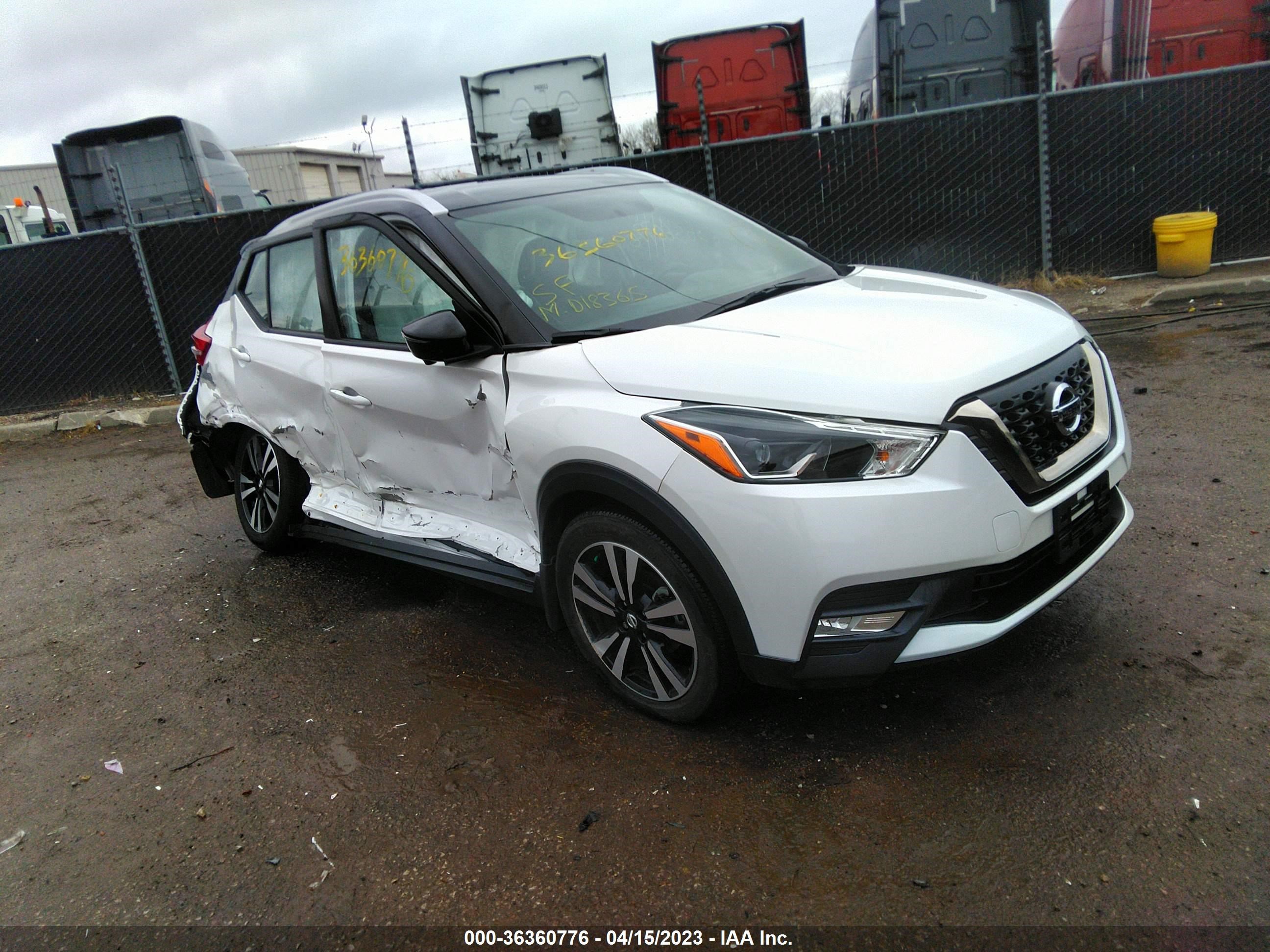 NISSAN KICKS 2019 3n1cp5cu4kl537919