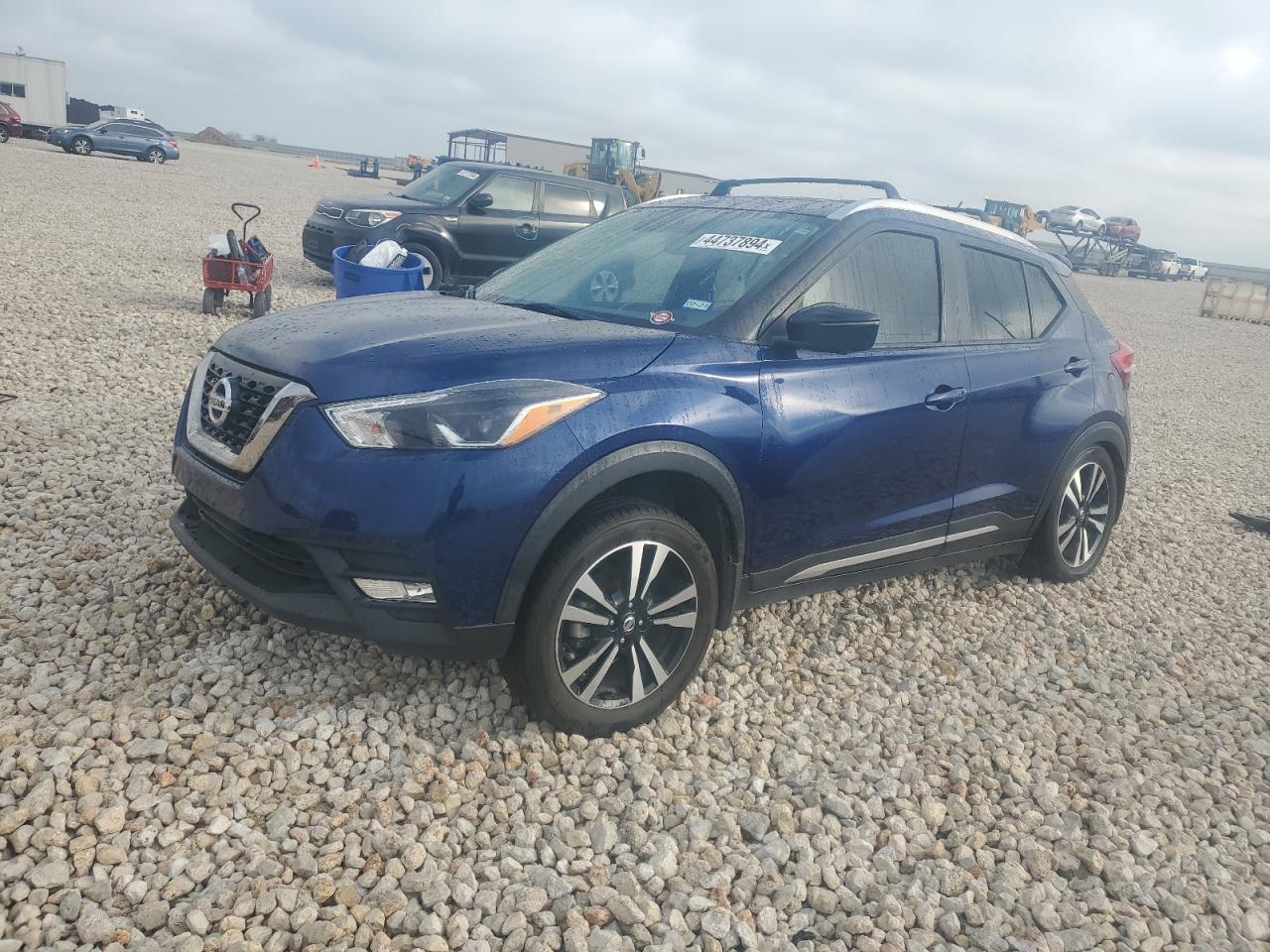 NISSAN KICKS 2018 3n1cp5cu5jl524319