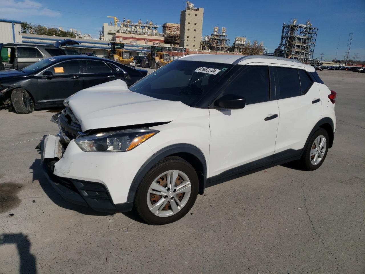 NISSAN KICKS 2019 3n1cp5cu5kl470330