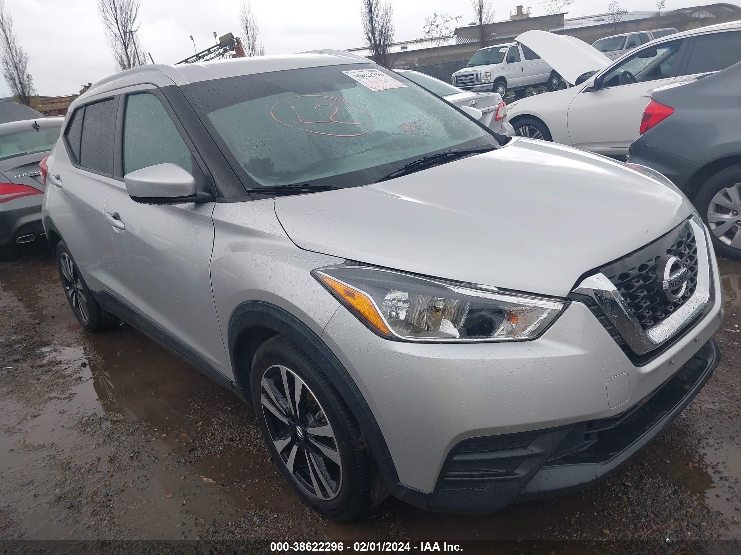 NISSAN KICKS 2019 3n1cp5cu5kl528257