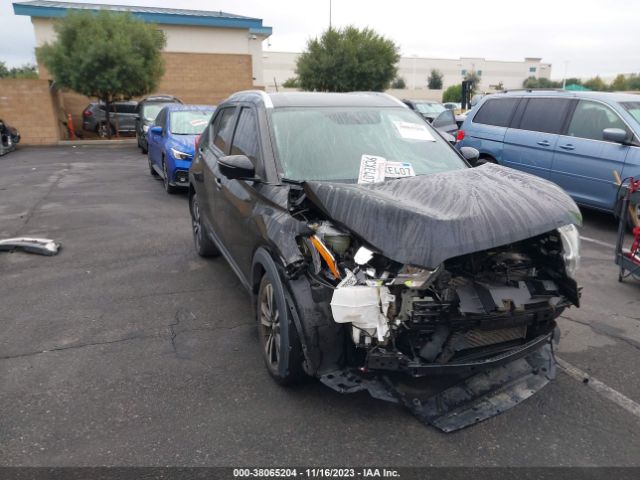 NISSAN KICKS 2018 3n1cp5cu6jl533515