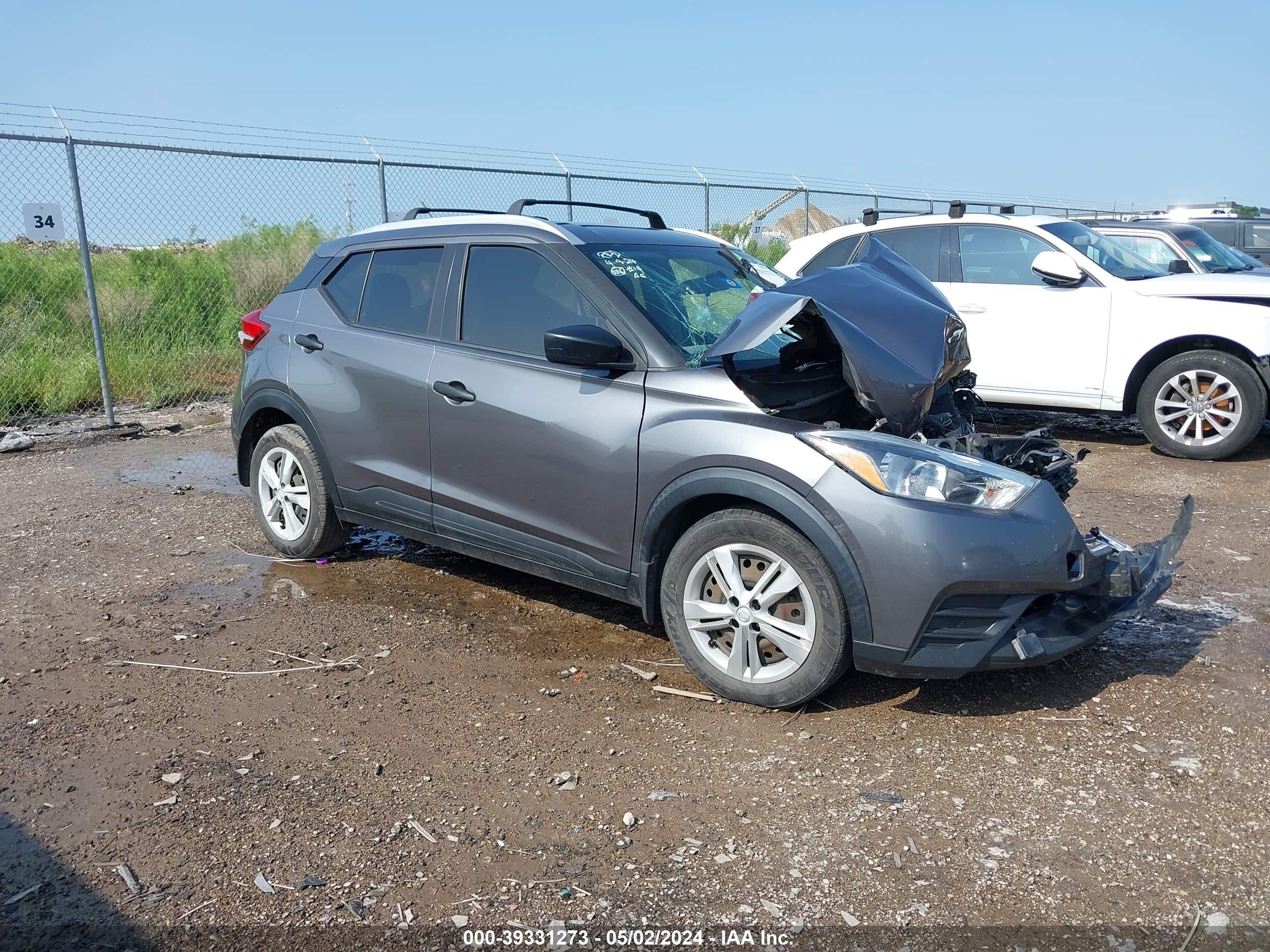 NISSAN KICKS 2019 3n1cp5cu6kl514464