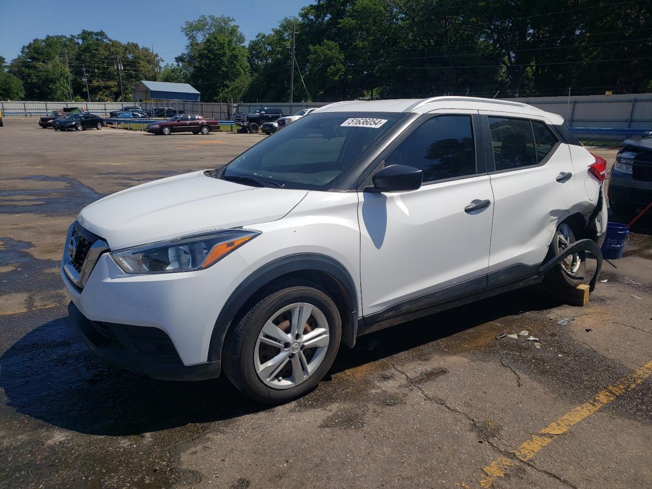 NISSAN KICKS 2018 3n1cp5cu7jl519574