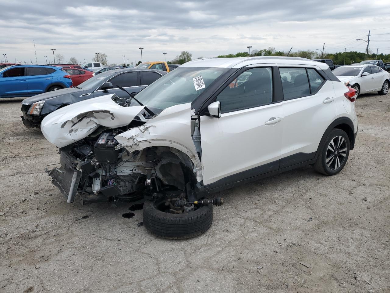 NISSAN KICKS 2018 3n1cp5cu7jl522720