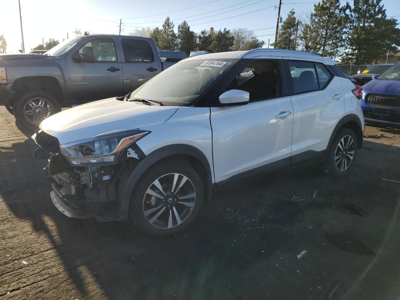 NISSAN KICKS 2019 3n1cp5cu7kl471334