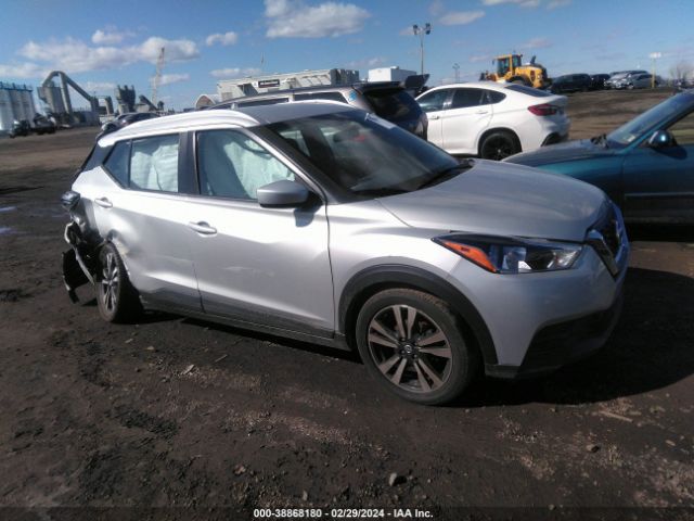 NISSAN KICKS 2018 3n1cp5cu8jl511497