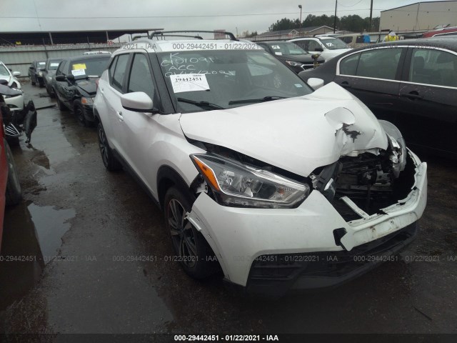 NISSAN KICKS 2018 3n1cp5cu8jl522659