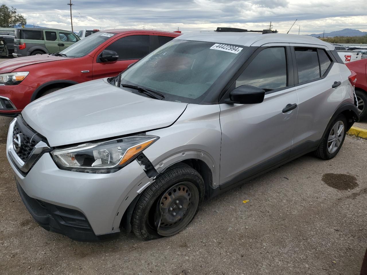 NISSAN KICKS 2018 3n1cp5cu8jl542278