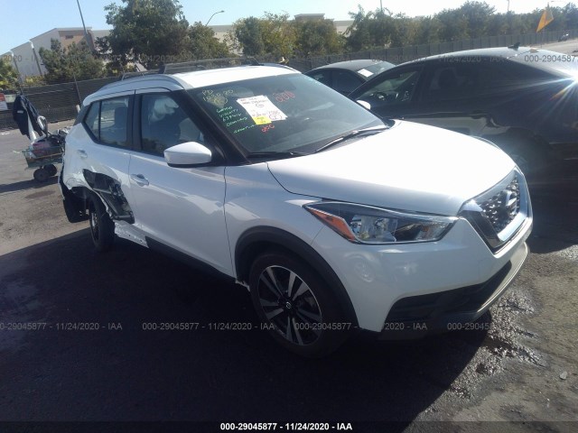 NISSAN KICKS 2018 3n1cp5cu8jl545326