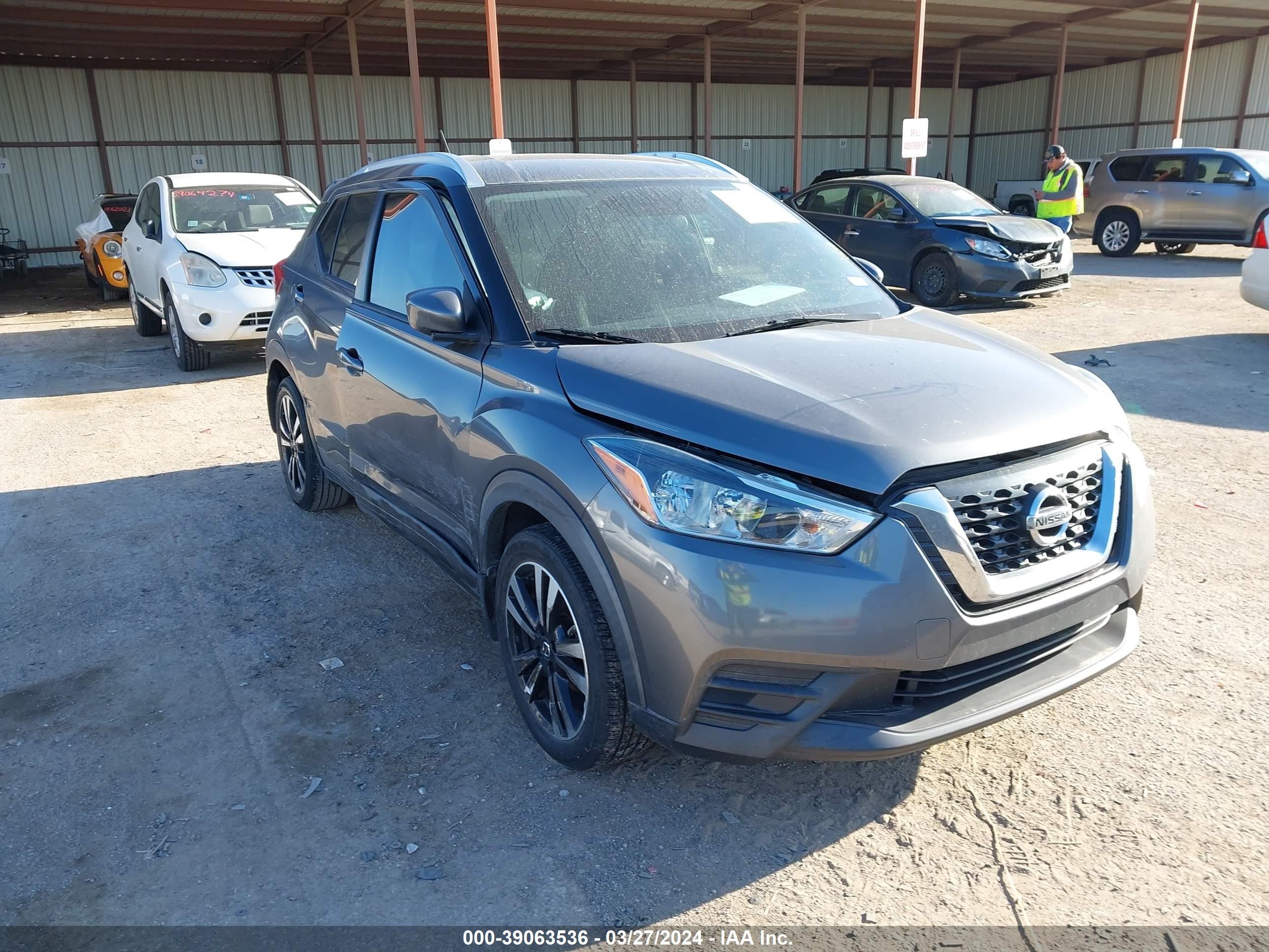 NISSAN KICKS 2019 3n1cp5cu8kl504437