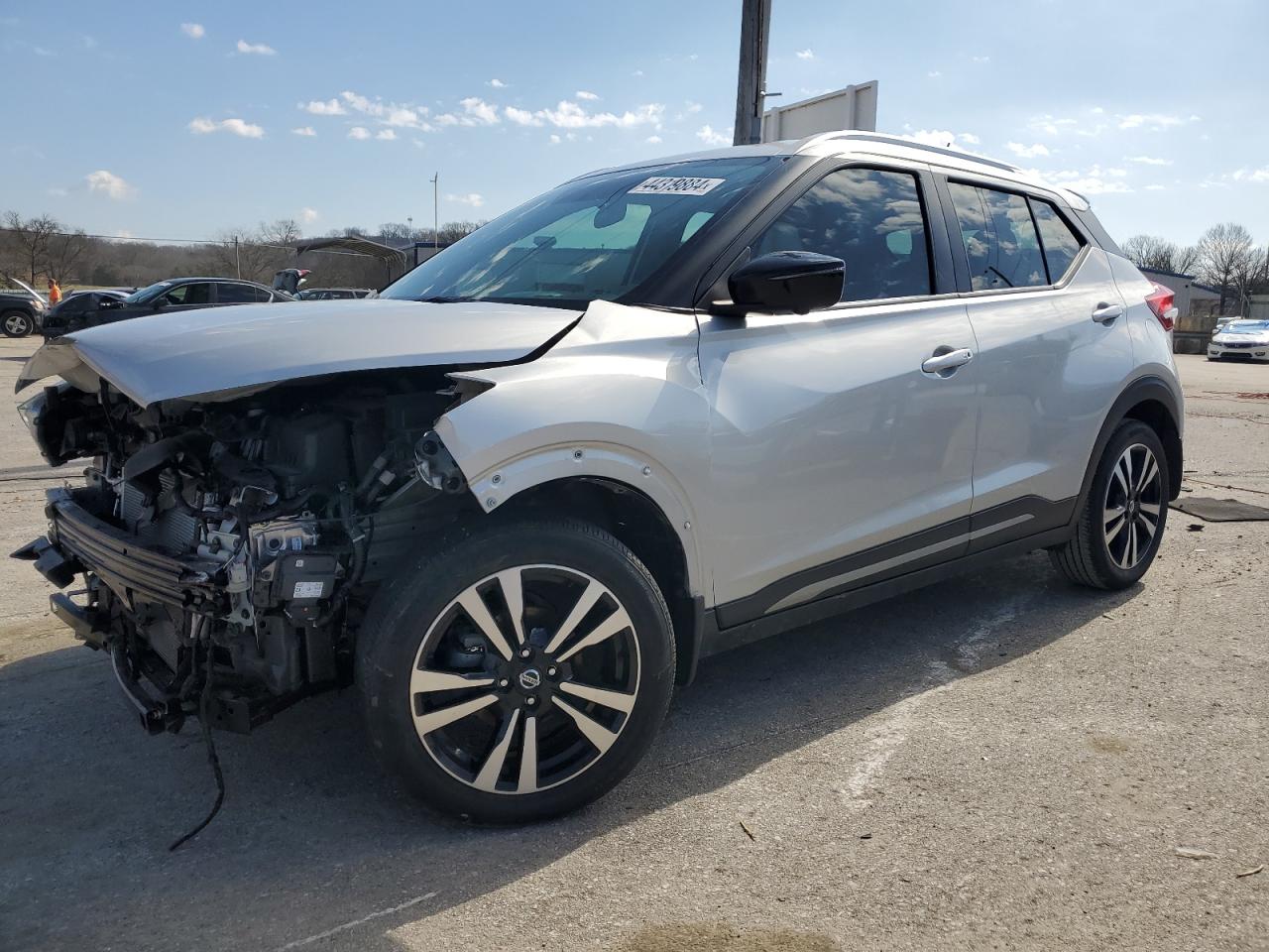 NISSAN KICKS 2019 3n1cp5cu8kl543173