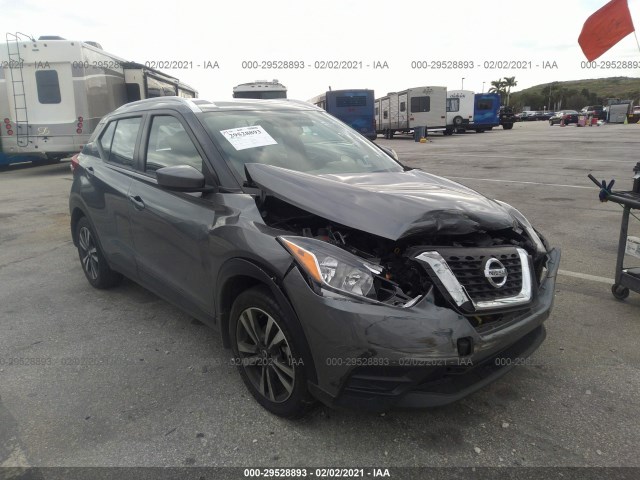 NISSAN KICKS 2018 3n1cp5cu9jl511122