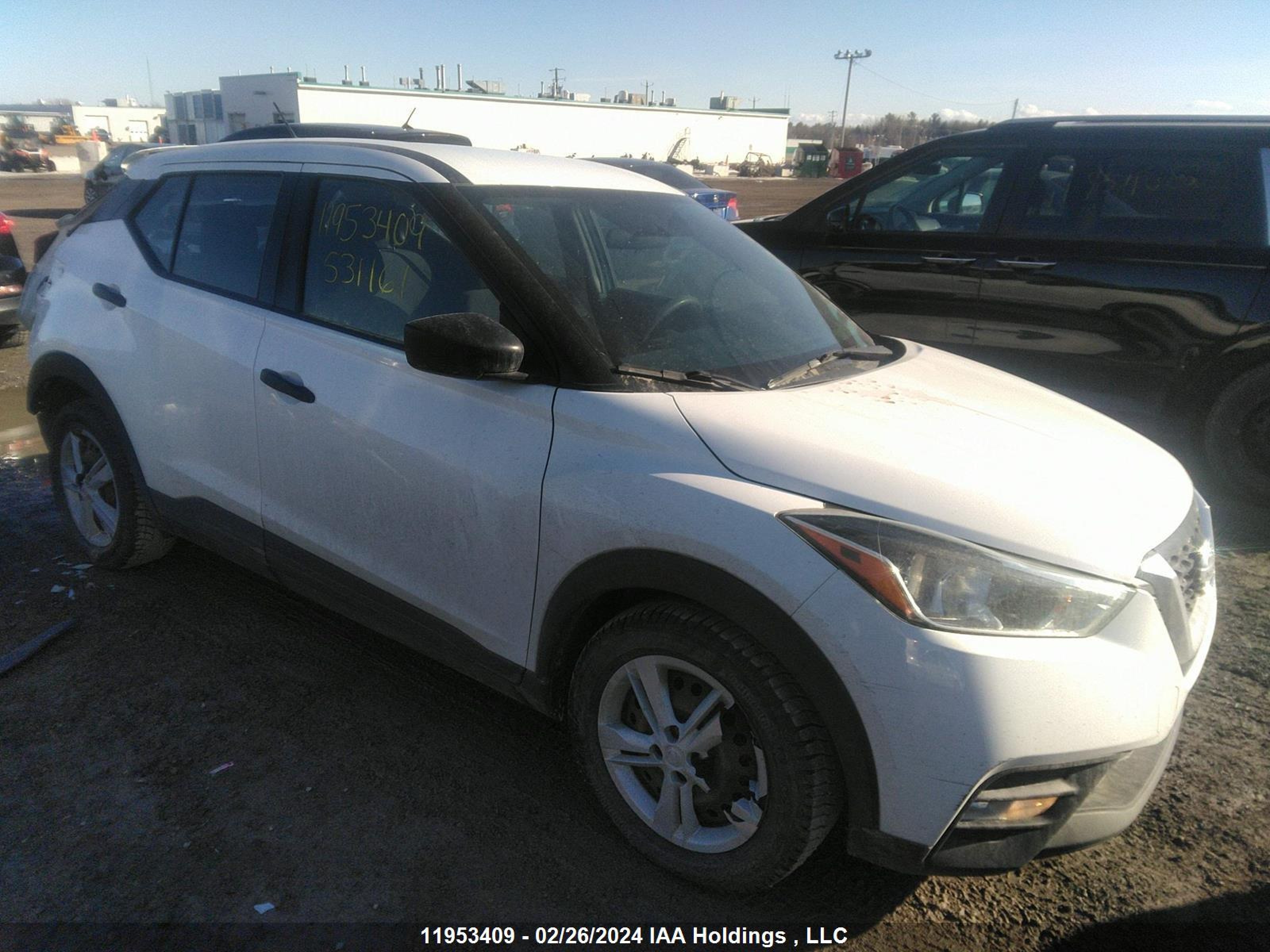 NISSAN KICKS 2018 3n1cp5cu9jl531161