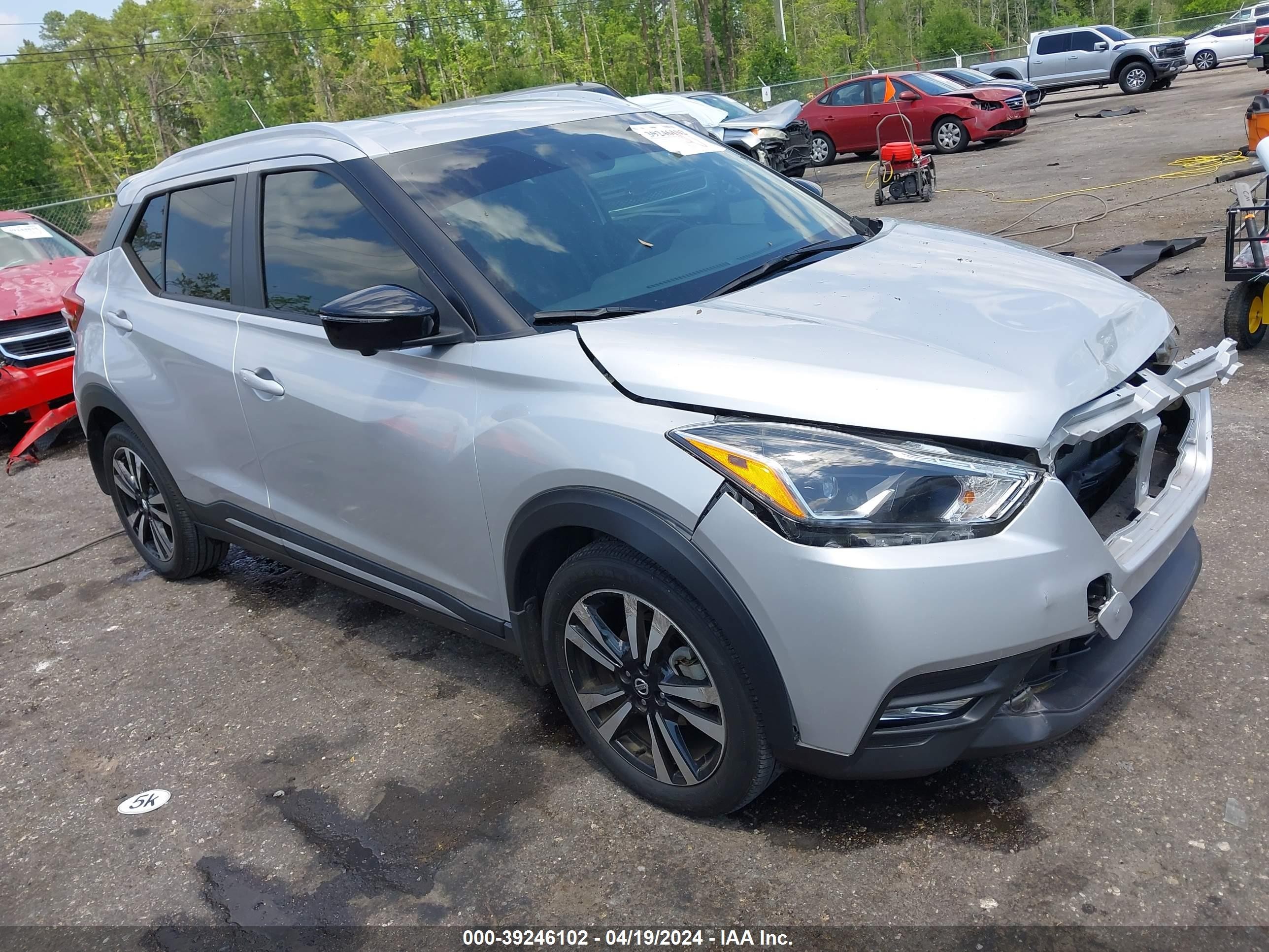 NISSAN KICKS 2019 3n1cp5cu9kl530822