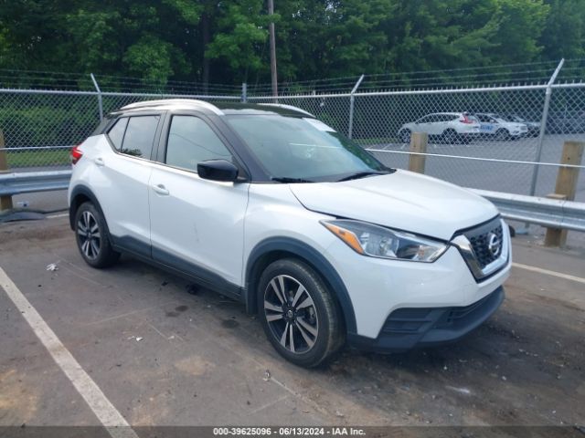 NISSAN KICKS 2018 3n1cp5cuxjl518130