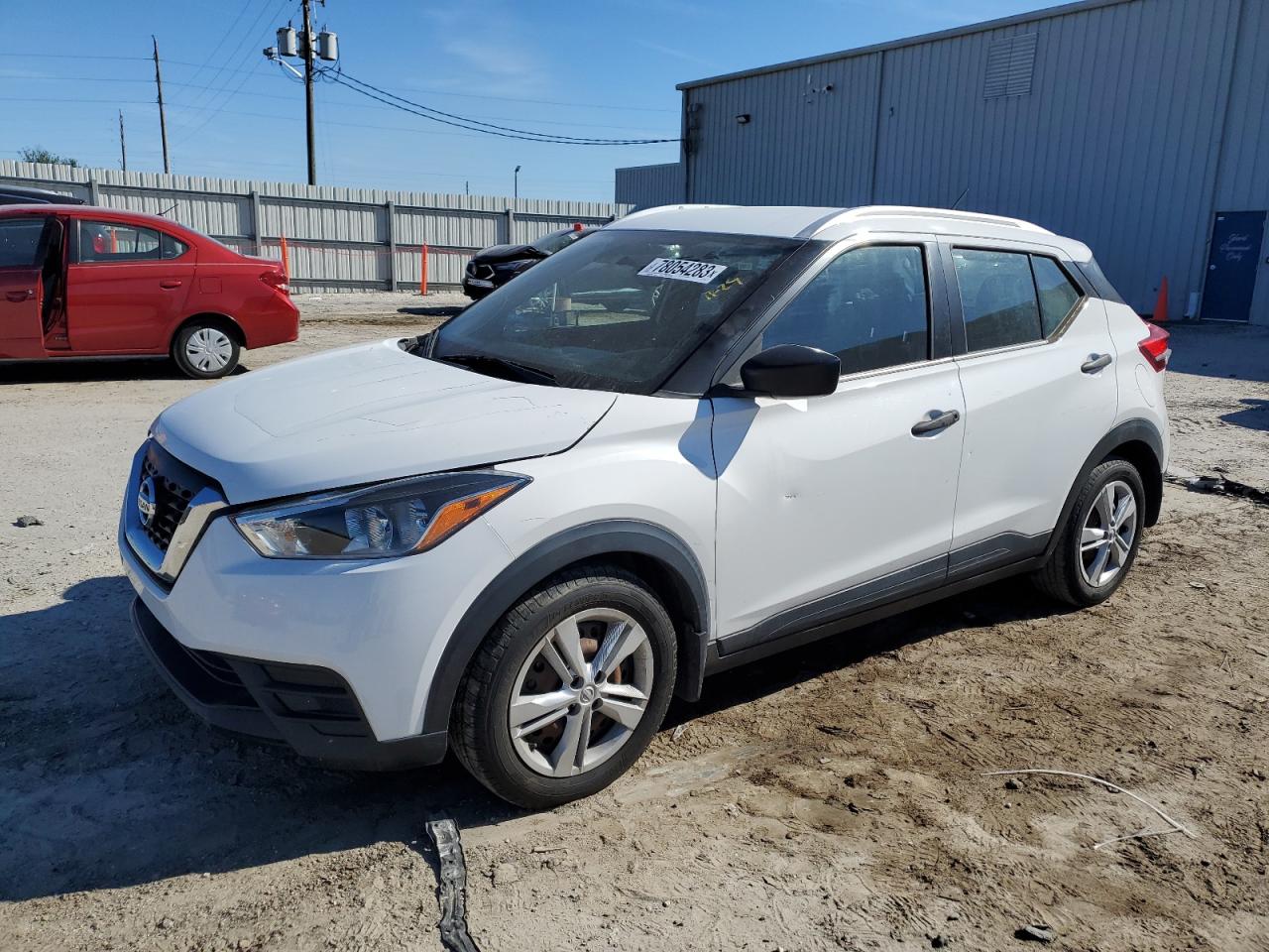 NISSAN KICKS 2018 3n1cp5cuxjl537857