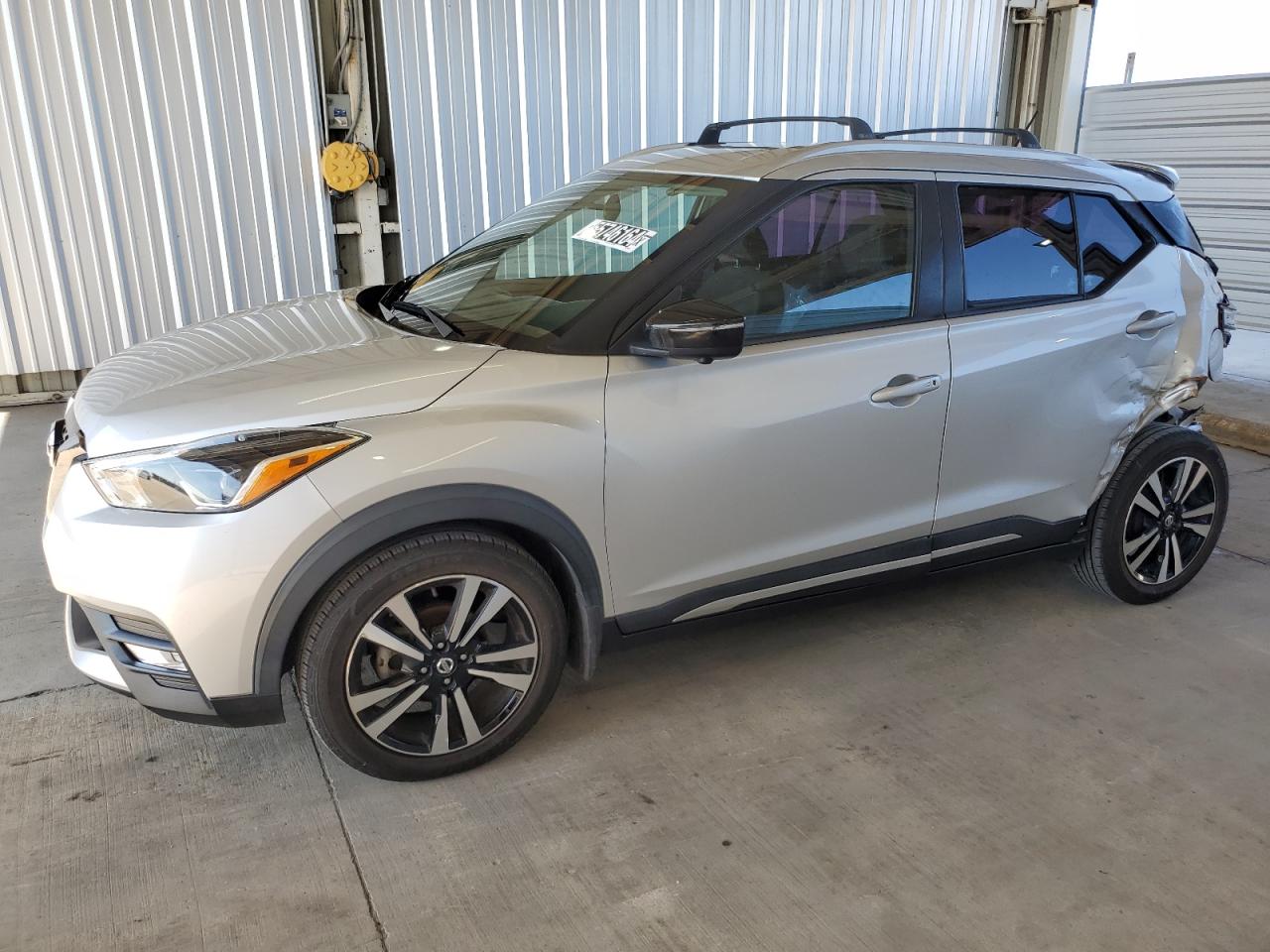 NISSAN KICKS 2018 3n1cp5cuxjl544808