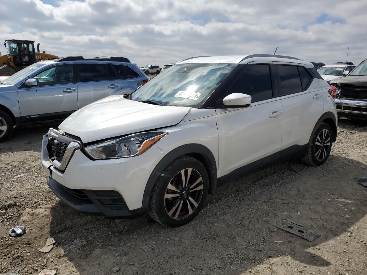 NISSAN KICKS 2018 3n1cp5cuxjl545330