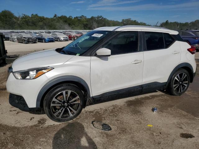 NISSAN KICKS 2019 3n1cp5cuxkl515648