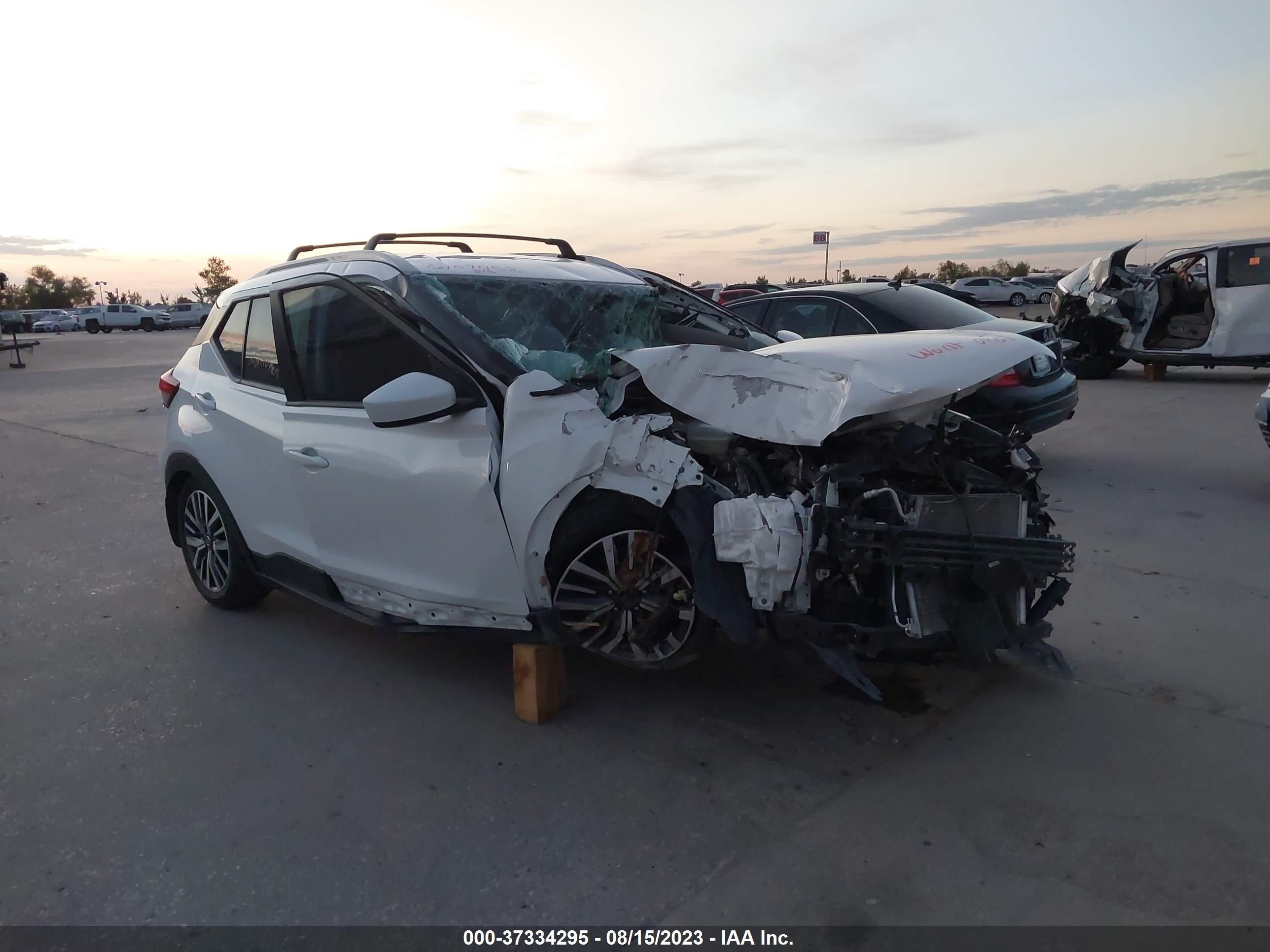 NISSAN KICKS 2021 3n1cp5cv0ml555622