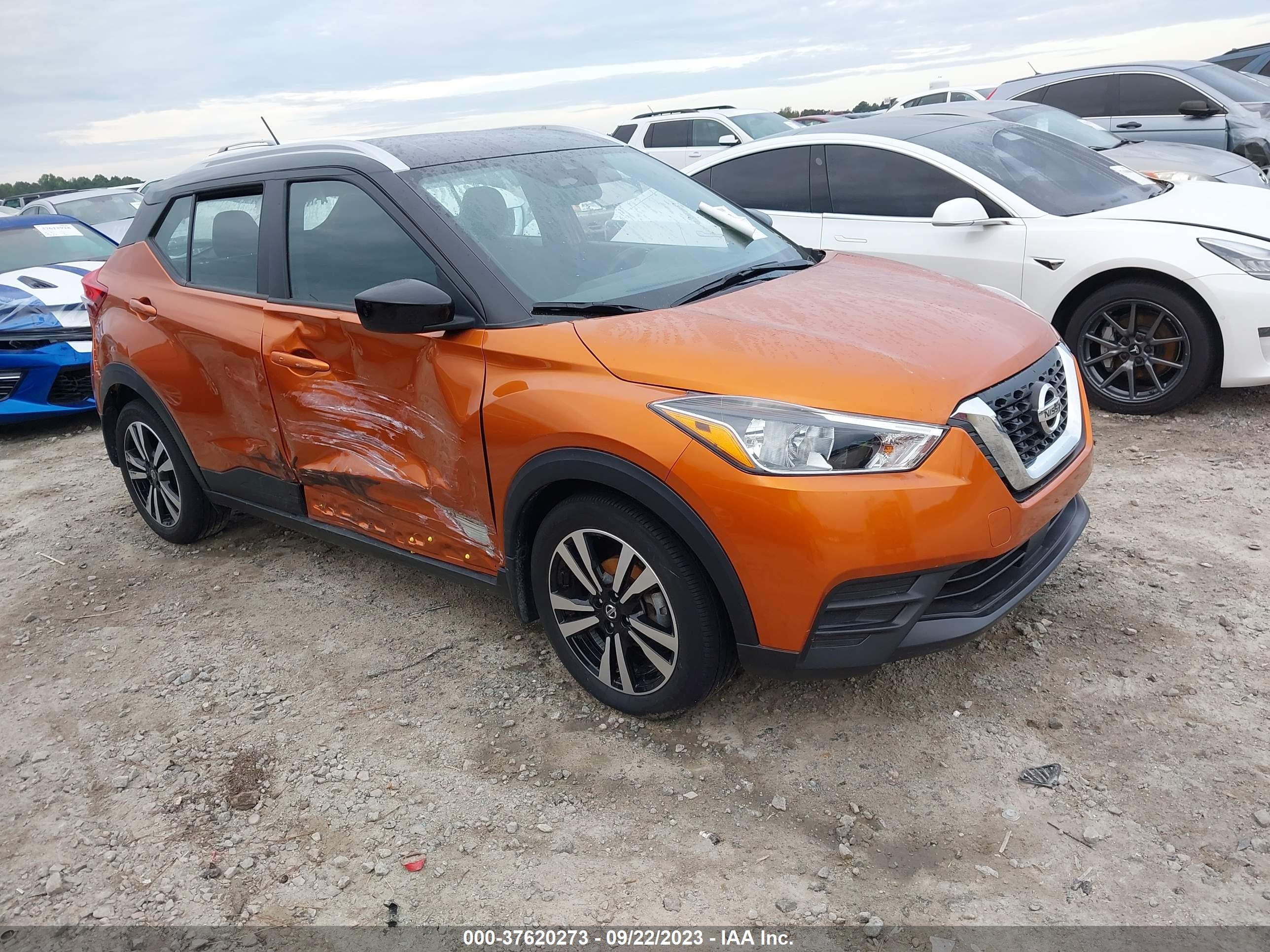 NISSAN KICKS 2020 3n1cp5cv3ll485967