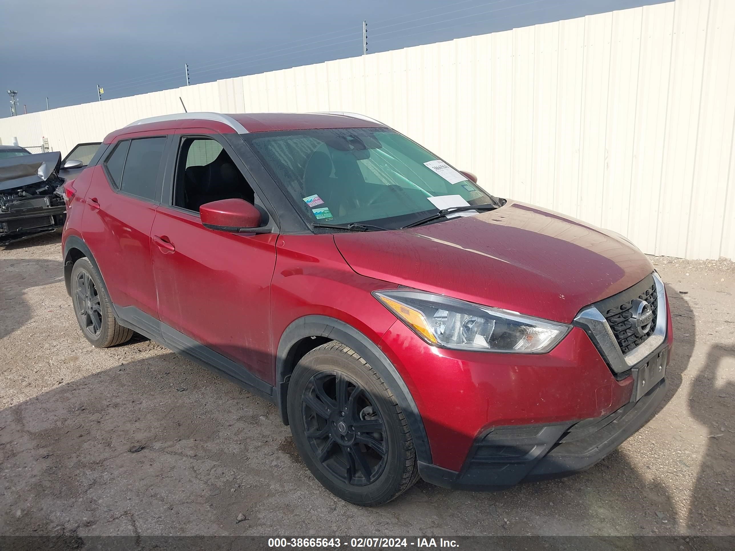 NISSAN KICKS 2020 3n1cp5cv5ll500176