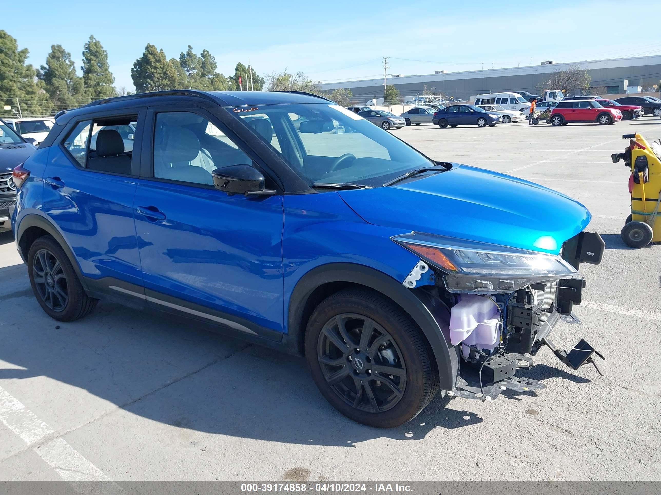 NISSAN KICKS 2023 3n1cp5dv1pl479637