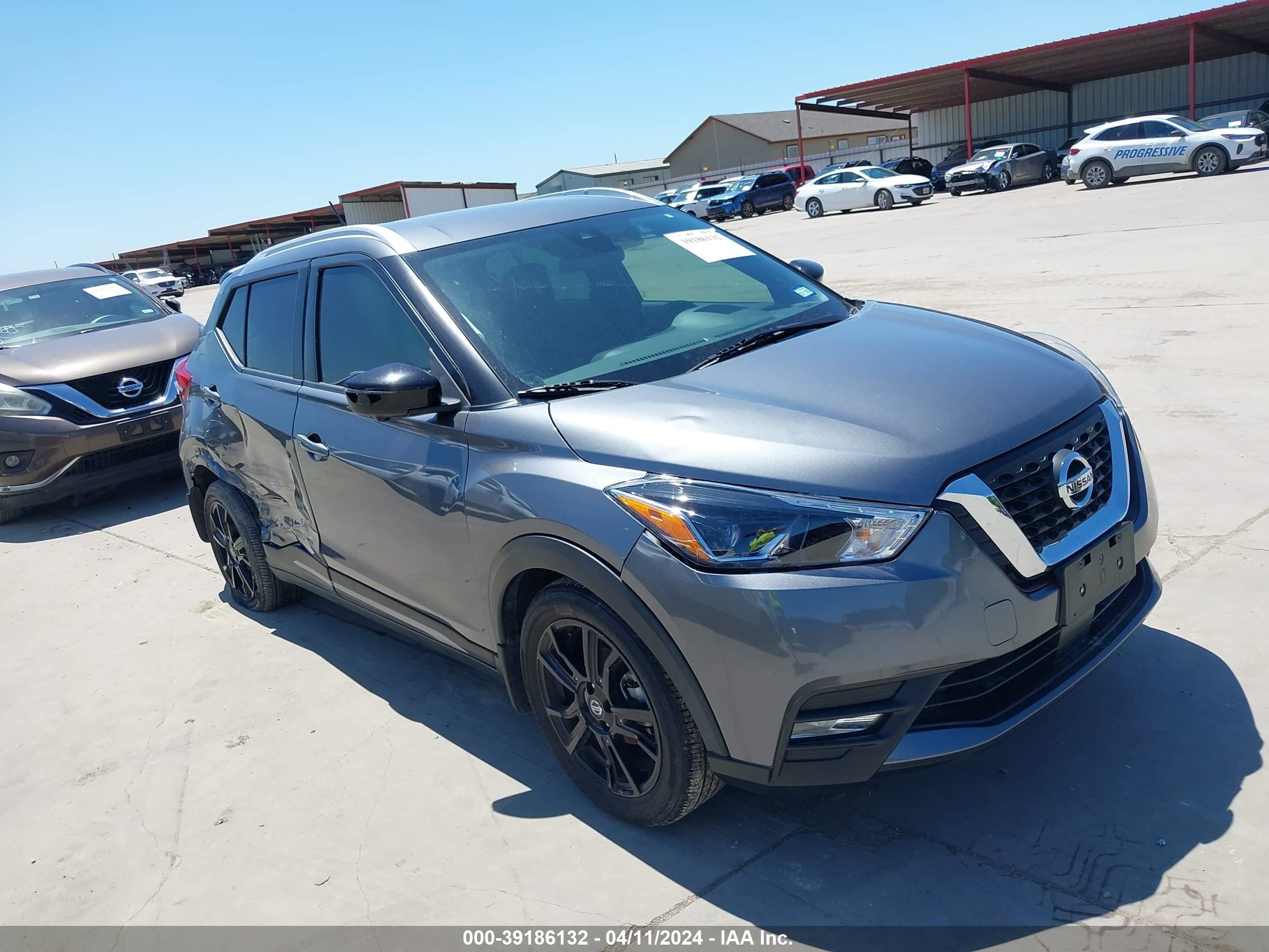 NISSAN KICKS 2020 3n1cp5dv2ll566196