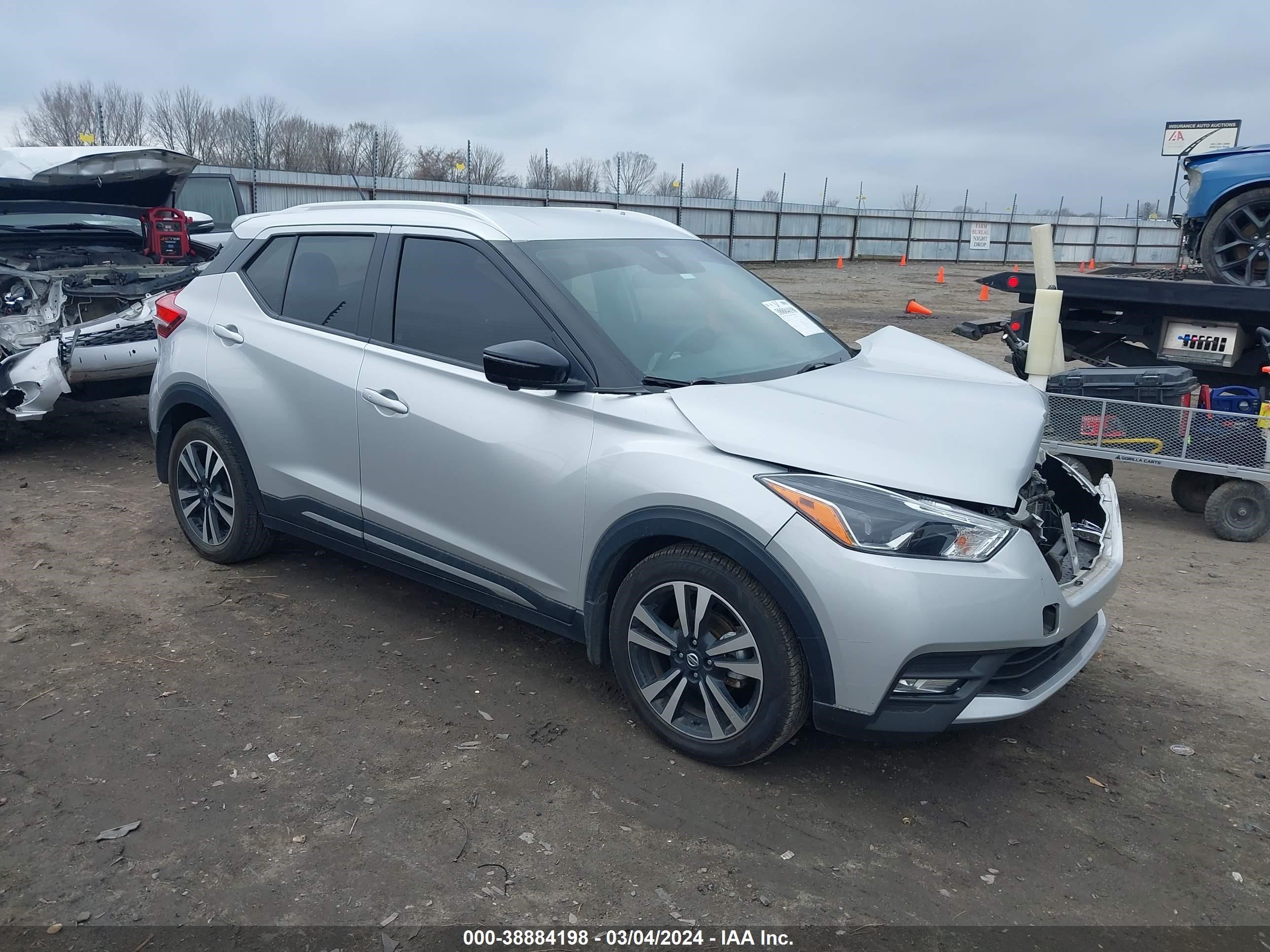 NISSAN KICKS 2020 3n1cp5dv3ll484820