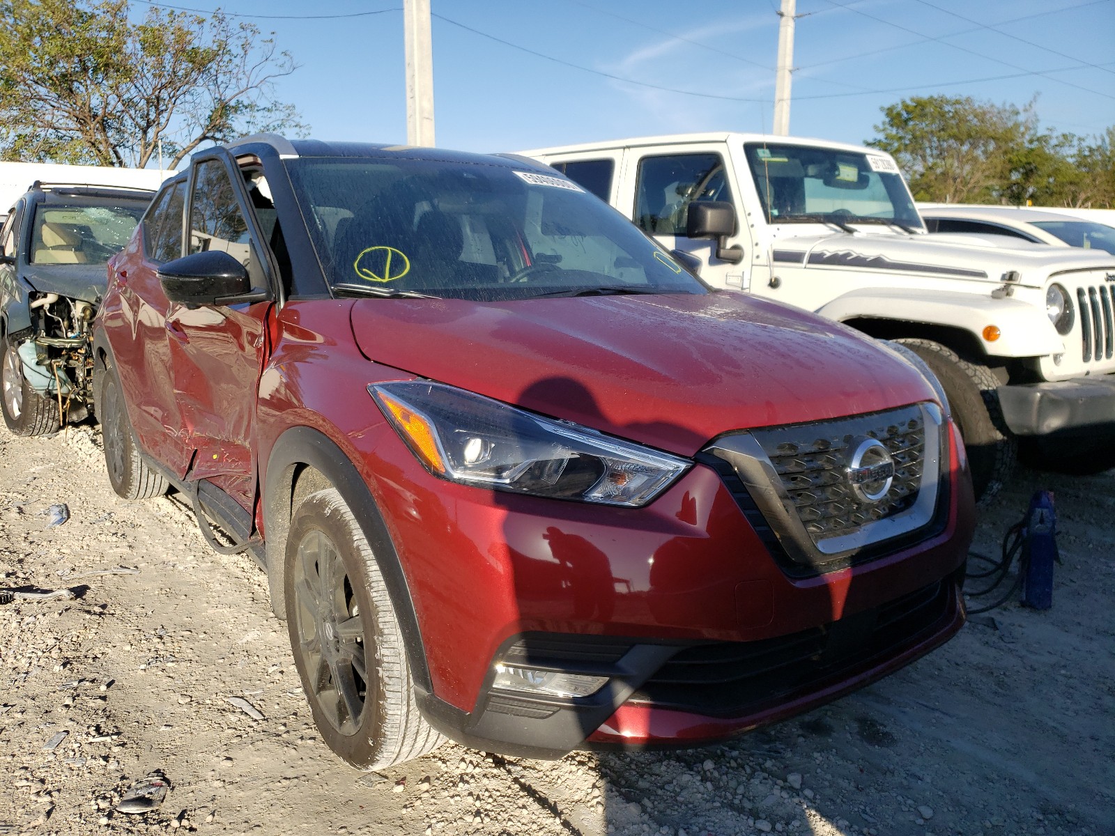 NISSAN KICKS SR 2020 3n1cp5dv3ll544045