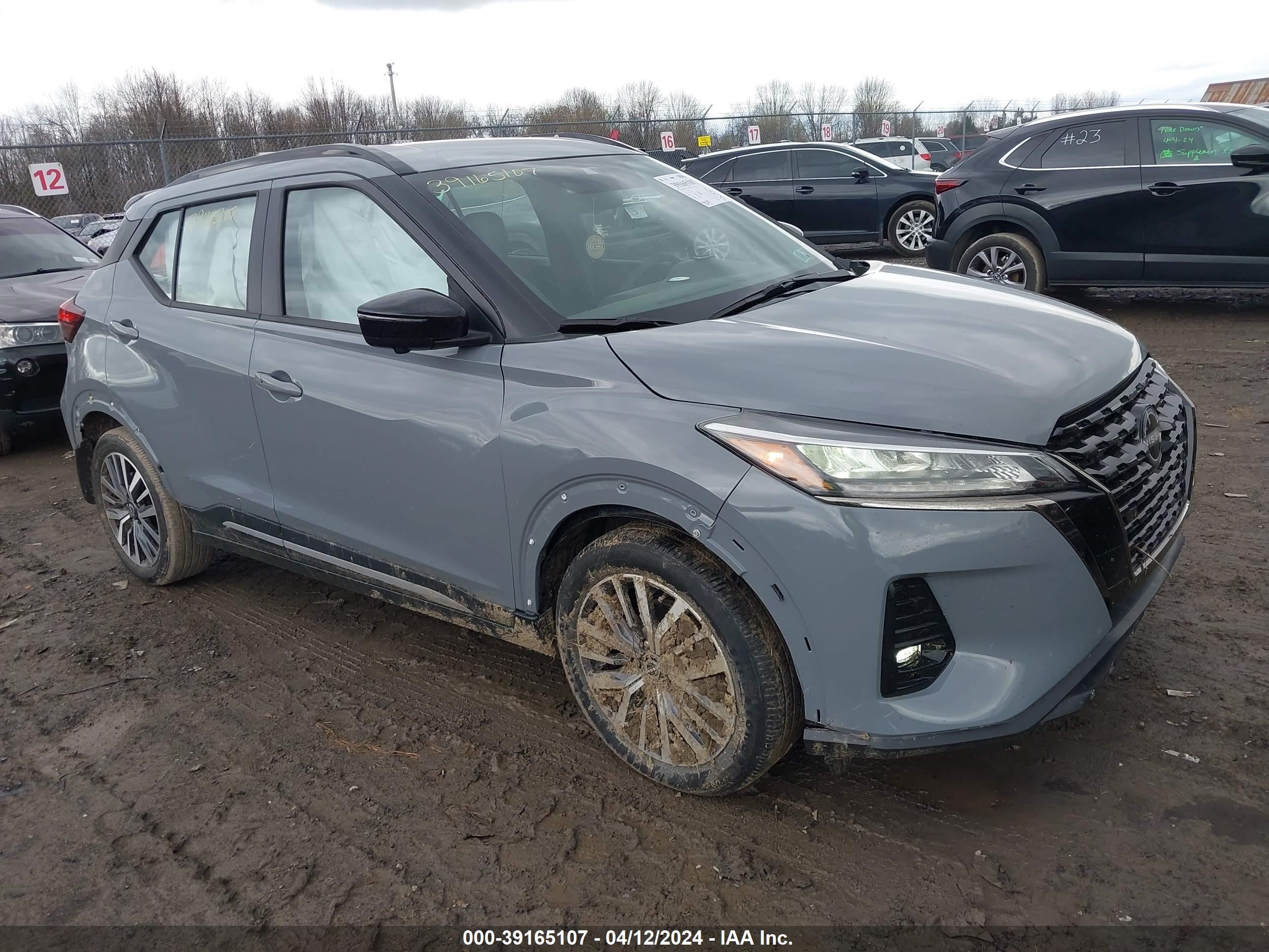 NISSAN KICKS 2023 3n1cp5dv3pl521435