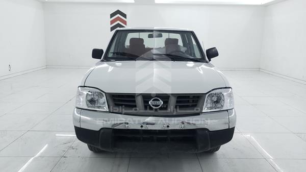 NISSAN 2400 2013 3n6dd2et0dk029658