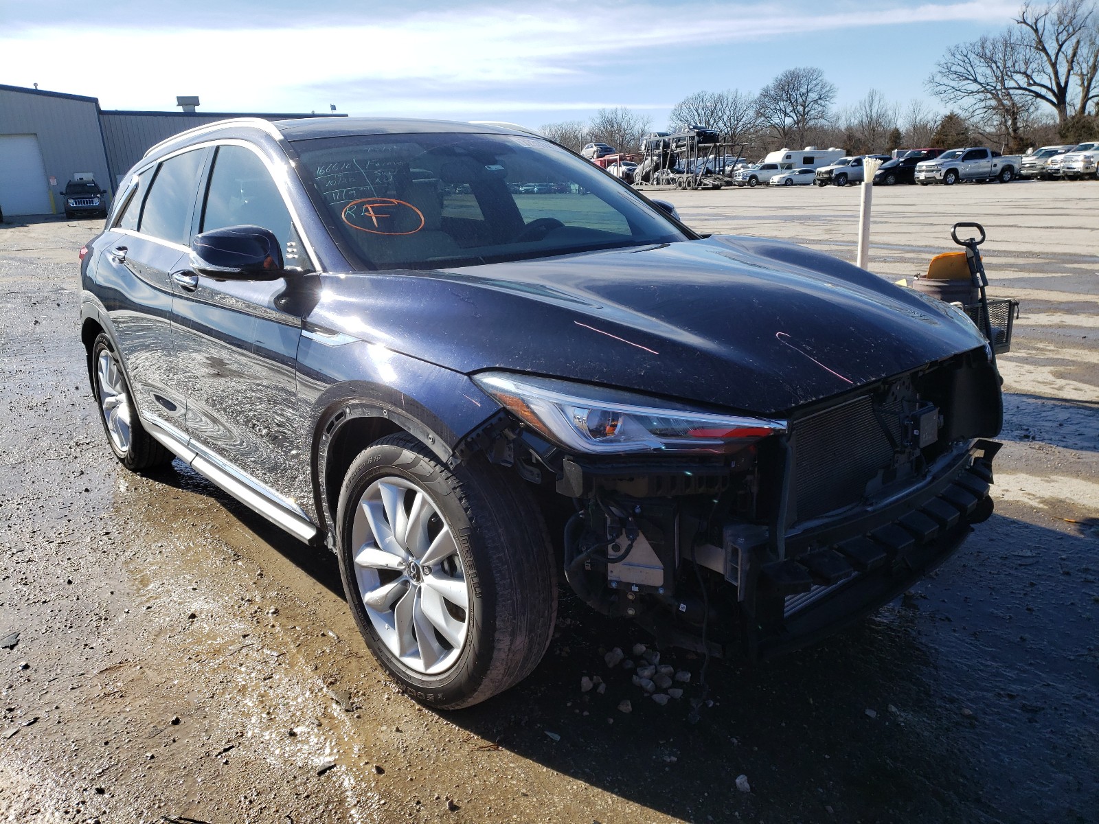 INFINITI QX50 ESSEN 2019 3pcaj5m13kf107551