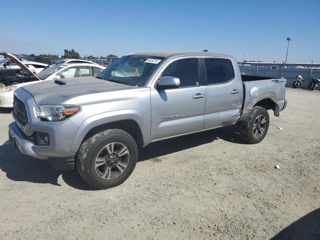 TOYOTA TACOMA DOU 2018 3tmaz5cn0jm055805